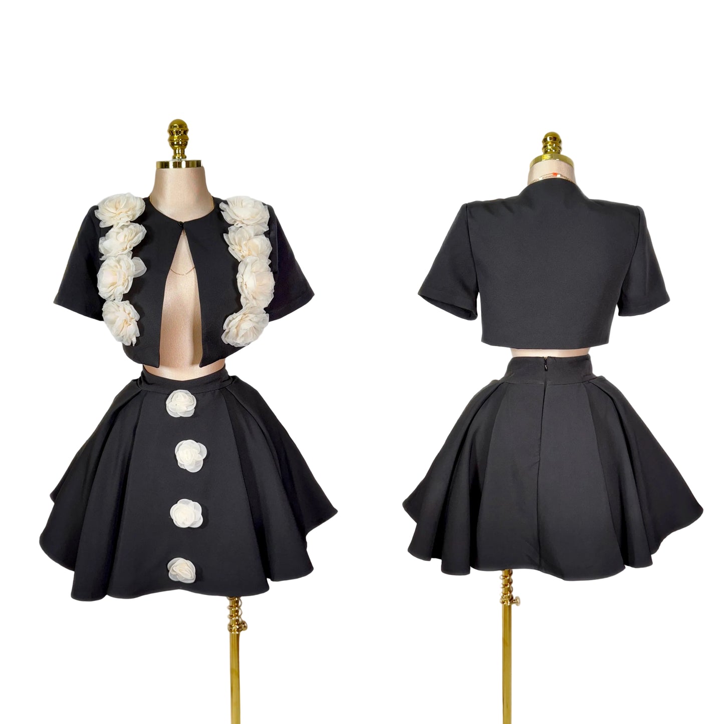 Conjunto negro flores beige