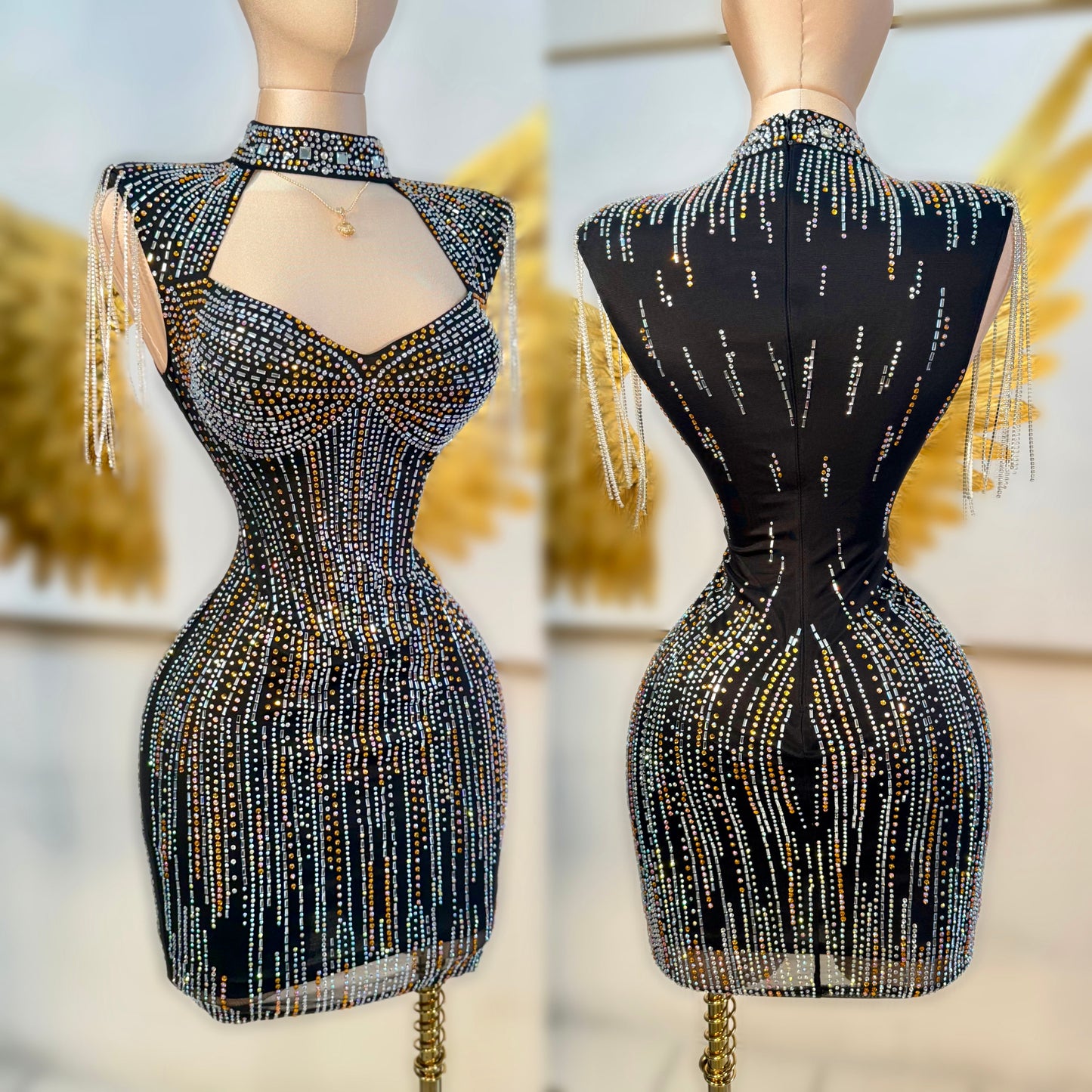 Vestido negro pedrería ✨