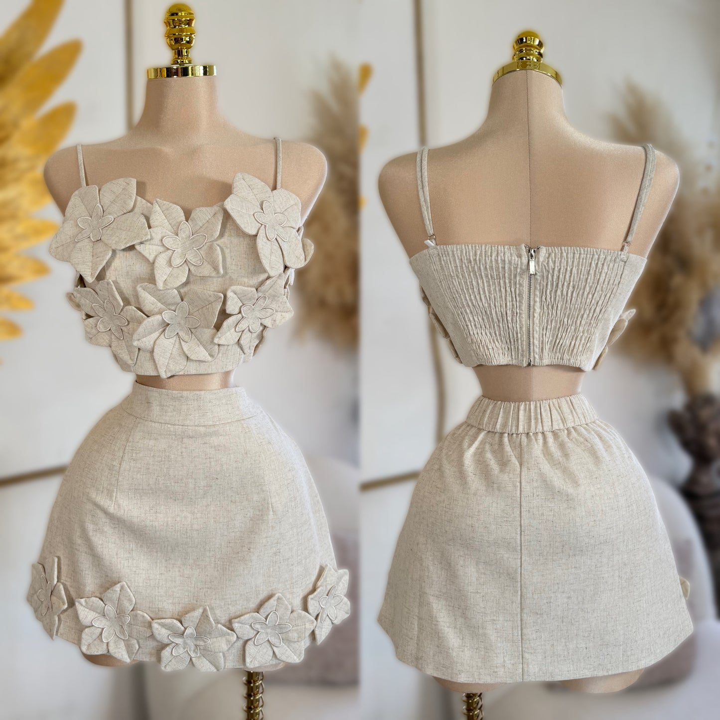 Set beige falda y blusa flores 🤍
