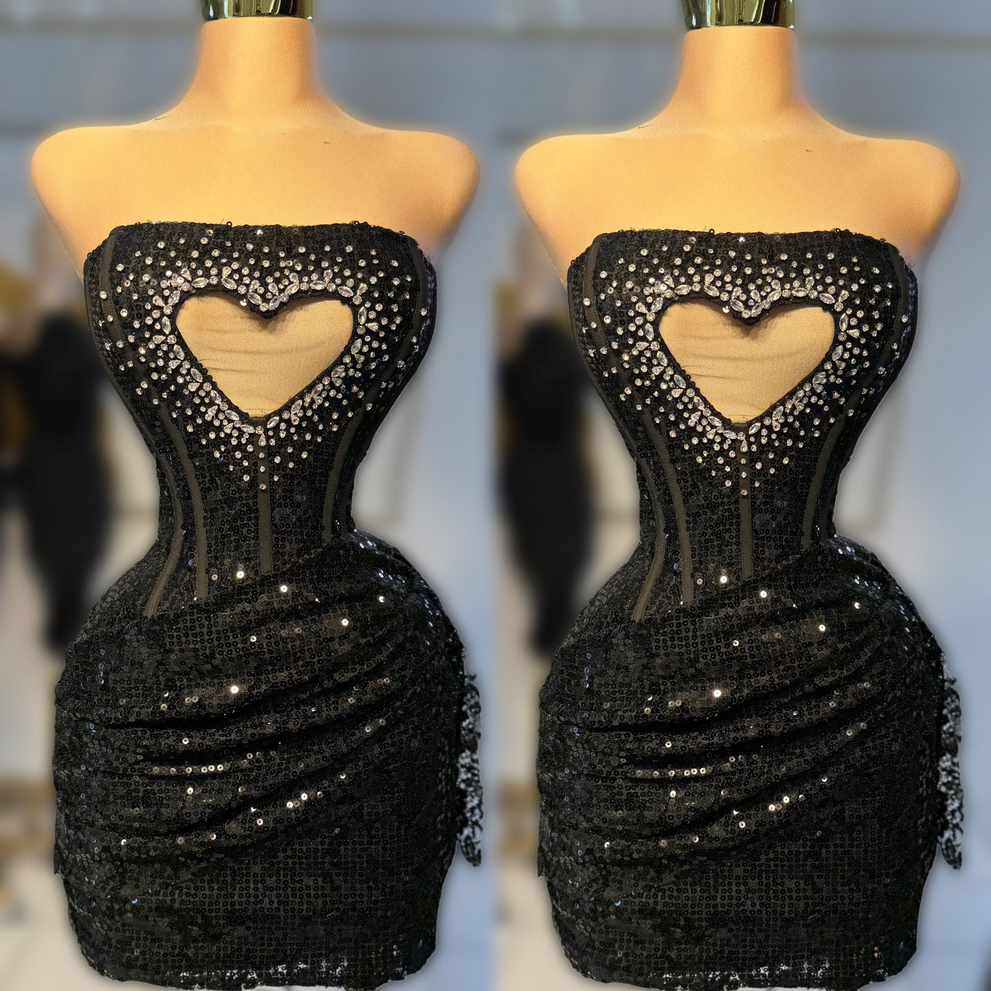 Vestido negro escote corazón pedrería 🖤