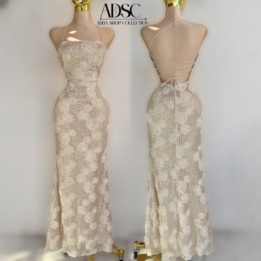 Vestido beige lentejuelas y flores 🤍