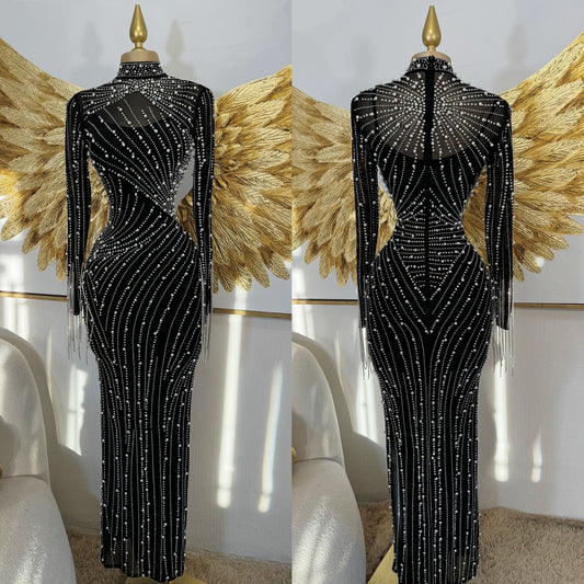 Vestido negro perlas y pedrería ✨