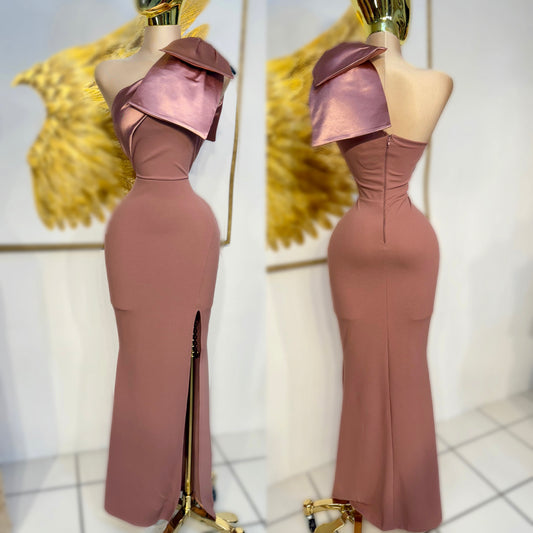 Vestido rosa palo moño satín 🩷