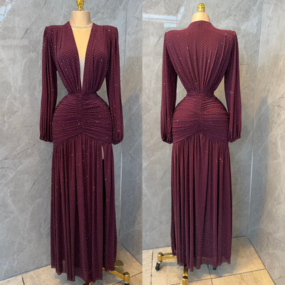 Vestido tinto pedrería ✨