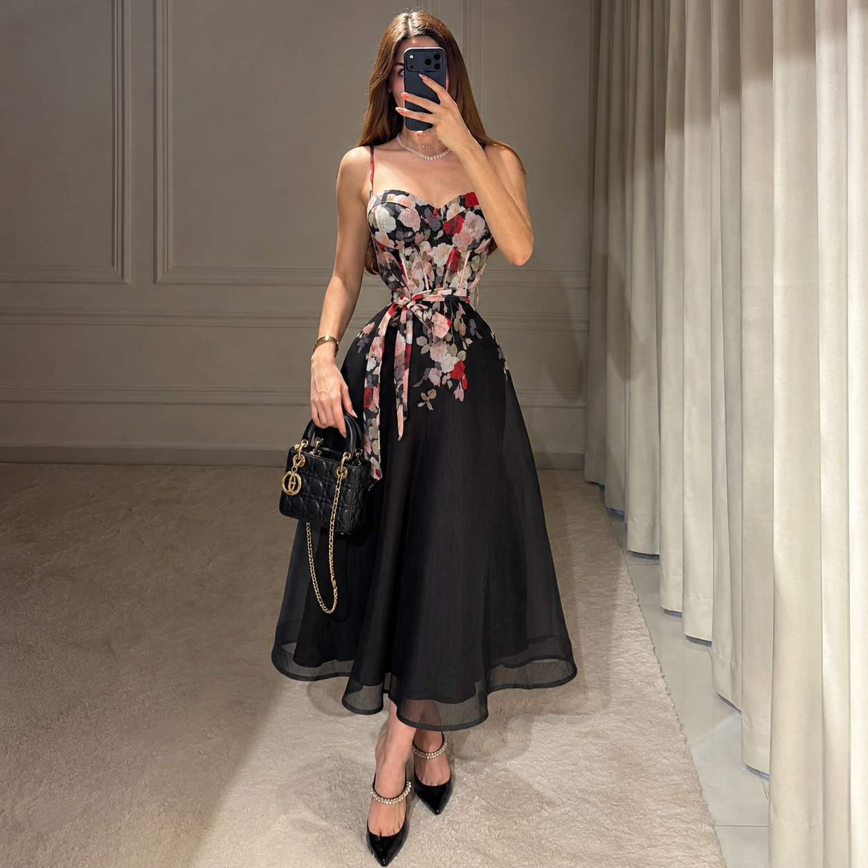 Vestido negro flores 🌹 ✨