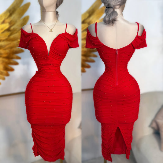 Vestido rojo perlas