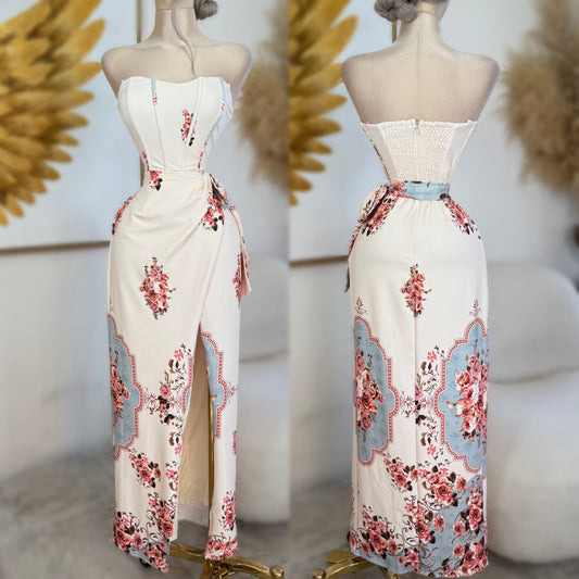 Vestido beige flores 🌷🩵