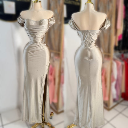 Vestido gris pedrería 🫰🏻 licra satinada