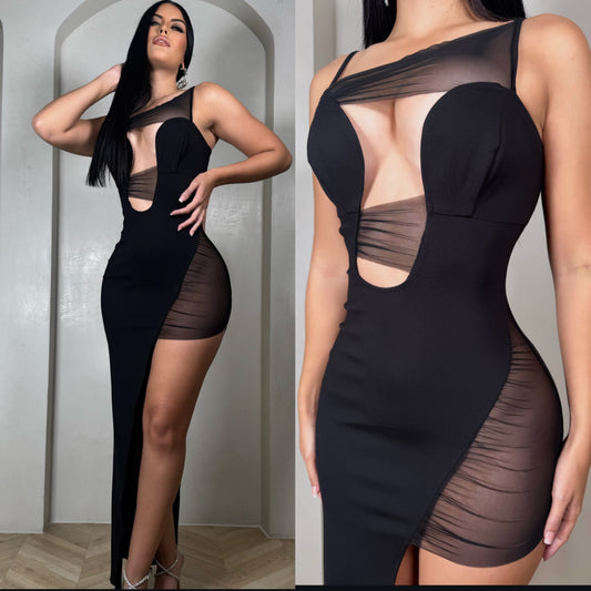 Vestido negro licra y mesh