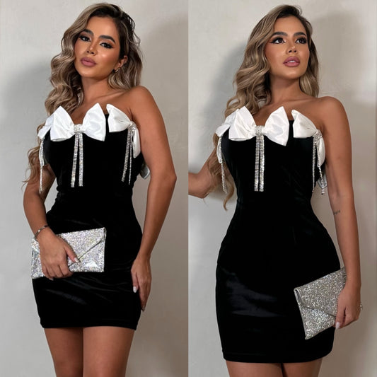 Vestido terciopelo moños y pedrería ✨