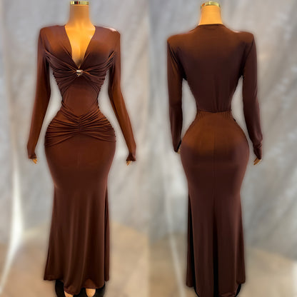 Vestido café licra broche 🤎