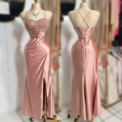 Vestido rosa satín y corset ✨🩷