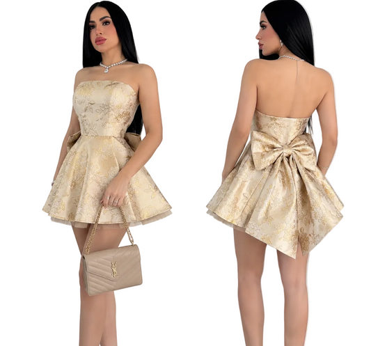 Vestido dorado moño ✨