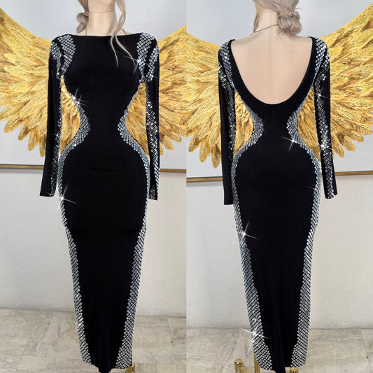 Vestido negro pedrería