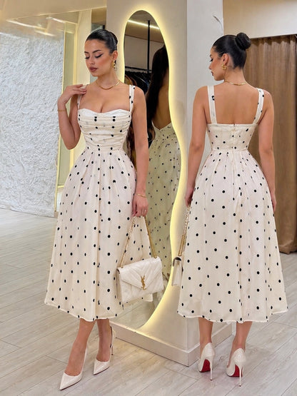 Vestido blanco lunares 🤍 satin