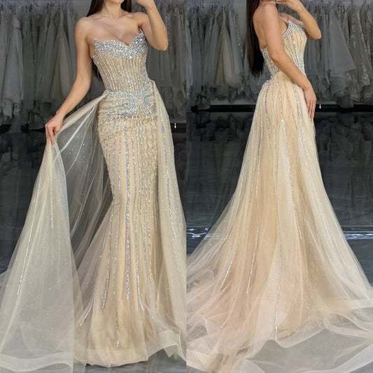 Vestido beige/plateado pedrería ✨