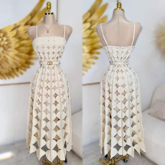 Vestido beige cinto ✨